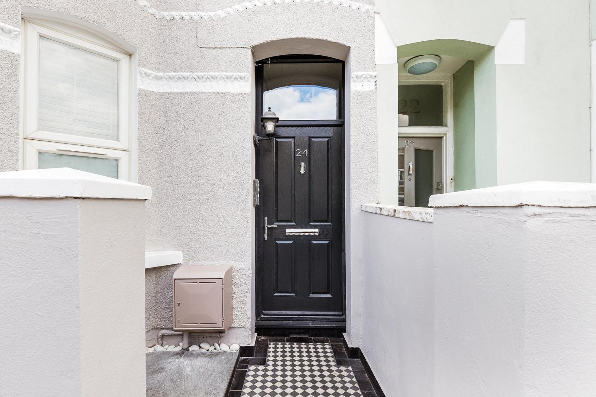 Luxurious 3 Bed Flat With Patio And Garden Appartamento Londra
